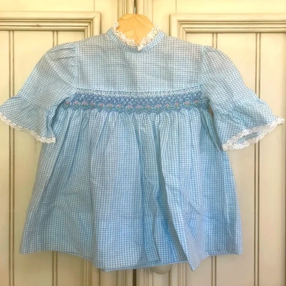 Polly Flinders Dresses | Vintage Polly Flinders Smocked Dress | Color: Blue/White | Size: 3tg | Mishifu's Closet Polly Flinders Dresses | Vintage Polly Flinders Smocked Dress | Color: Blue/White | Size: 3tg | Mishifu's Closet